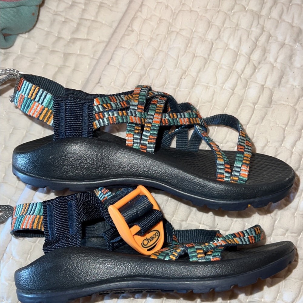 Chacos kids size 8/9